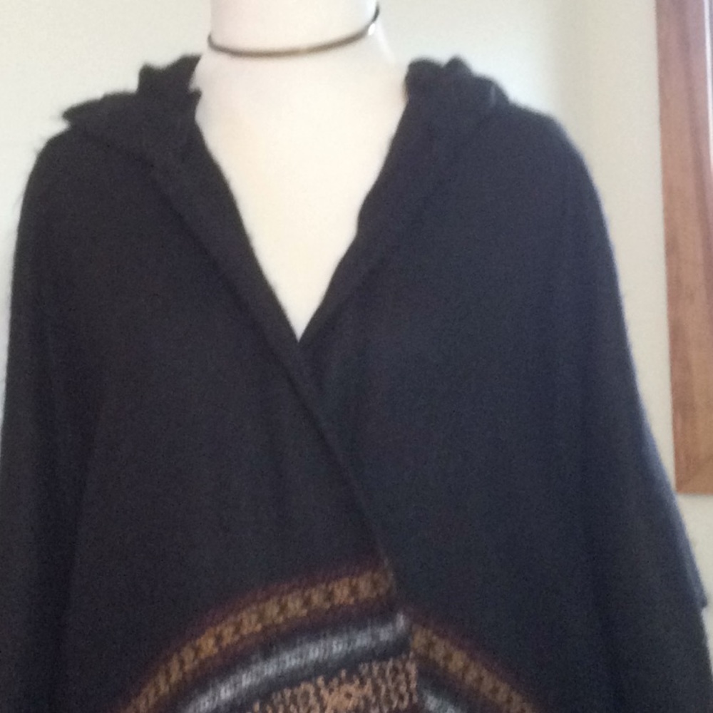 Shawl - Picture 2 of 4